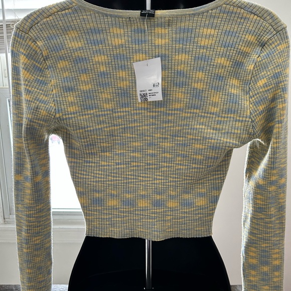 Forever 21 Top - Picture 5 of 6